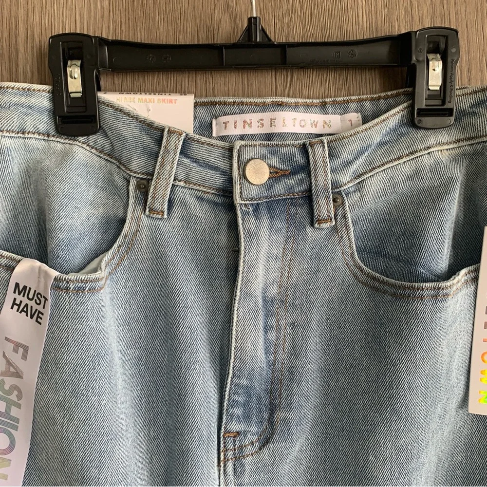 NWOT Tinseltown Blue Denim Maxi Skirt - Picture 7 of 11